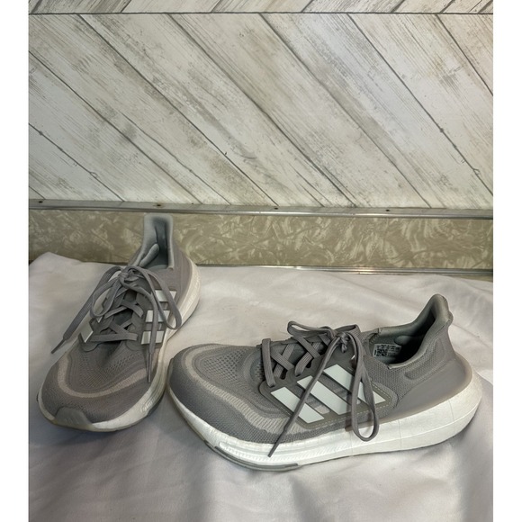 adidas Other - Adidas Ultraboost Light Lightweight Cushioned Gray Men's Lace Up Running Shoes 8